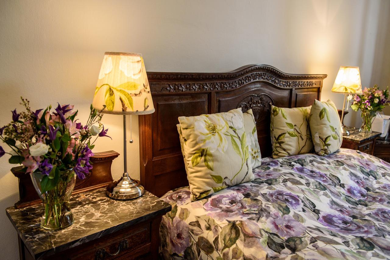 Chateau Hostacov Hotel Bagian luar foto